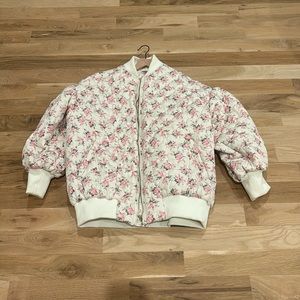 Oversized quilted floral bomber style jacket size small